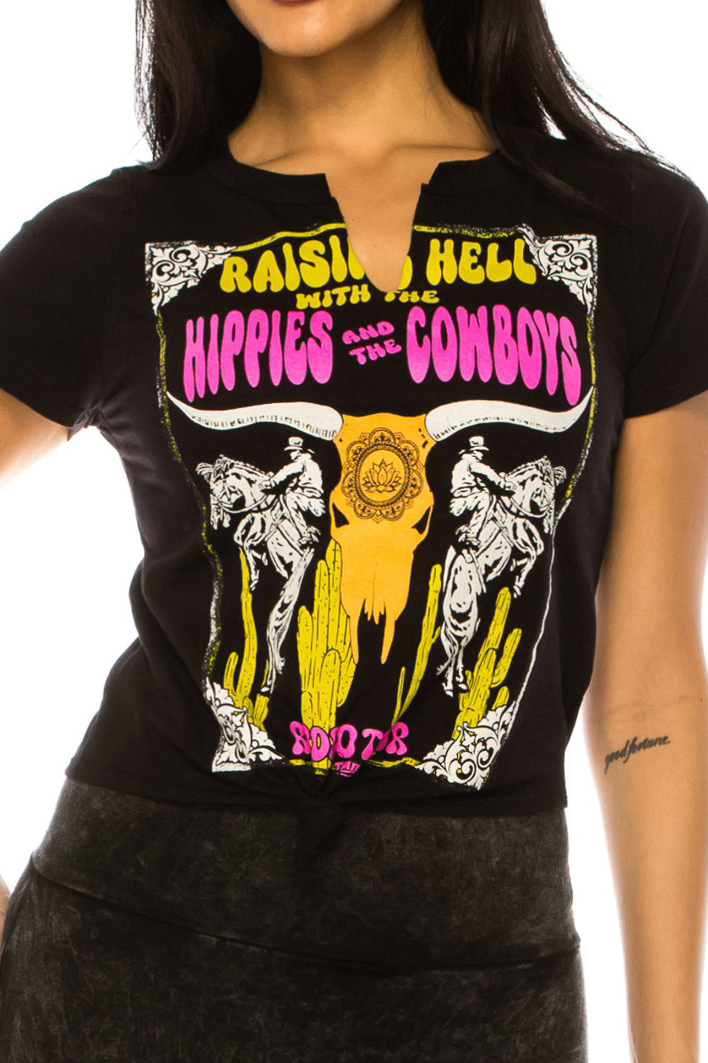 RAISING HELL WITH THE HIPPIES AND THE COWBOY TIE FRONT TOP - Trailsclothing.com